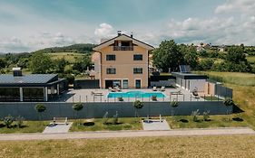 Villa Lamija
