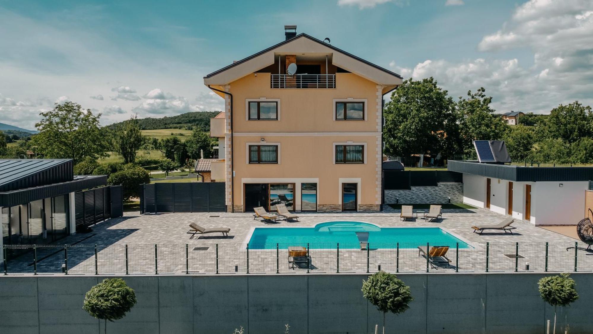 Villa Lamija Bihać Exterior foto